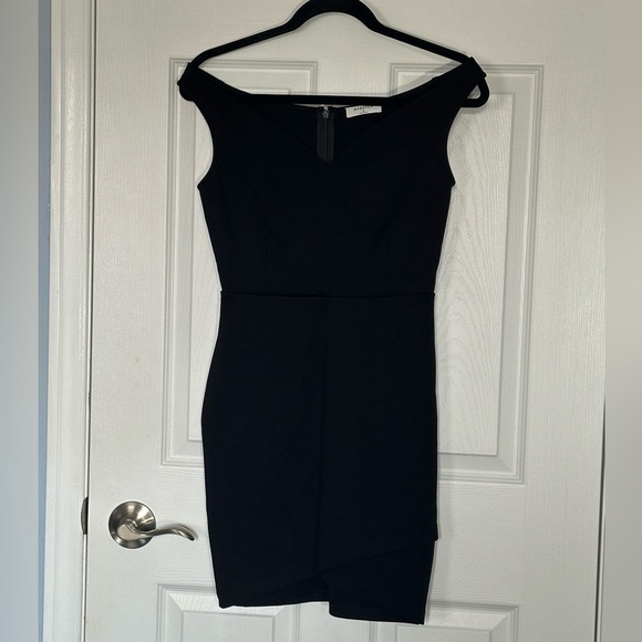 Babaton ONYX bodycon black mini dress | Size 2 | Like New | Sold out online - Picture 9 of 12
